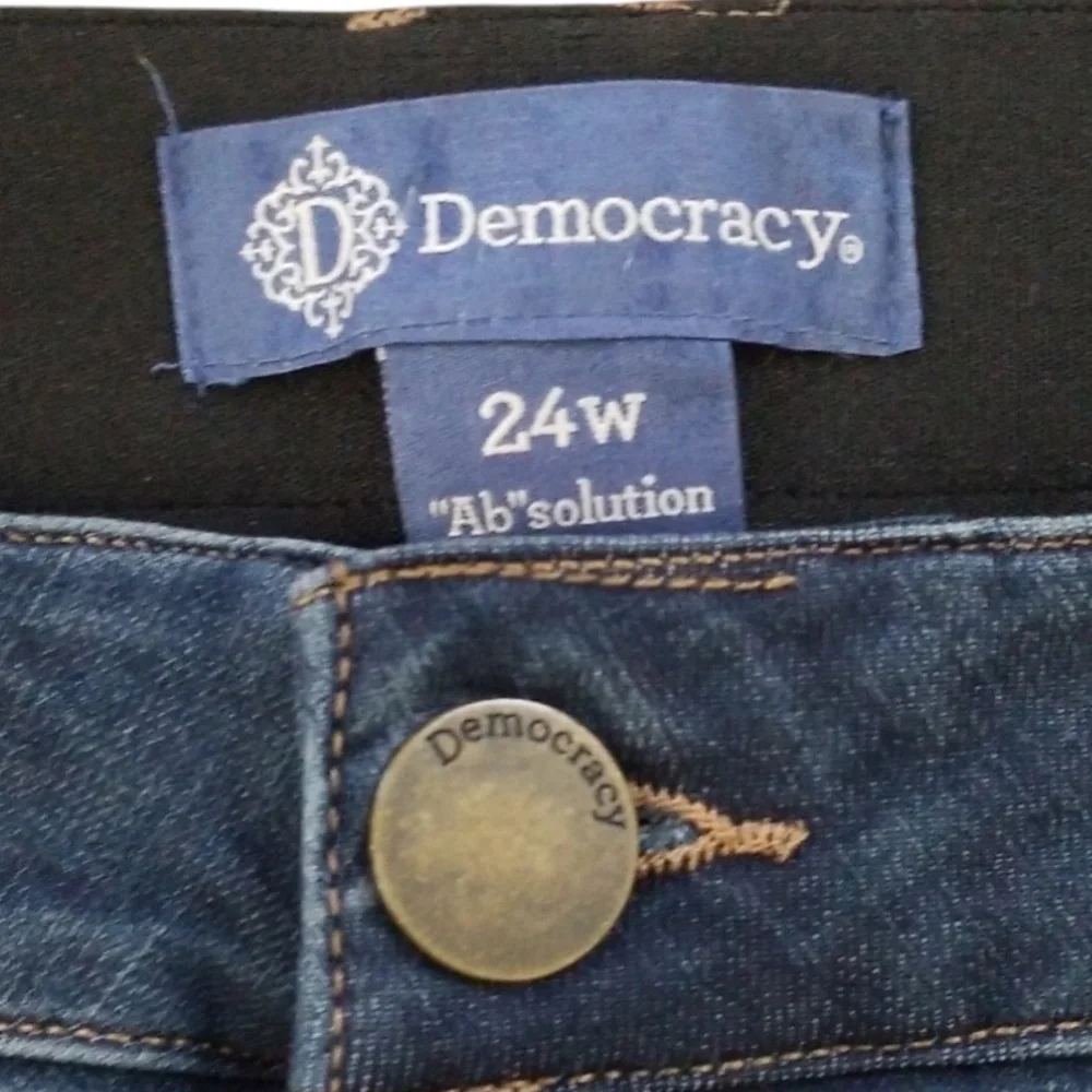 Democracy Women’s Ab Solution Stretch Tapered Leg Jeans‎ Size 24W